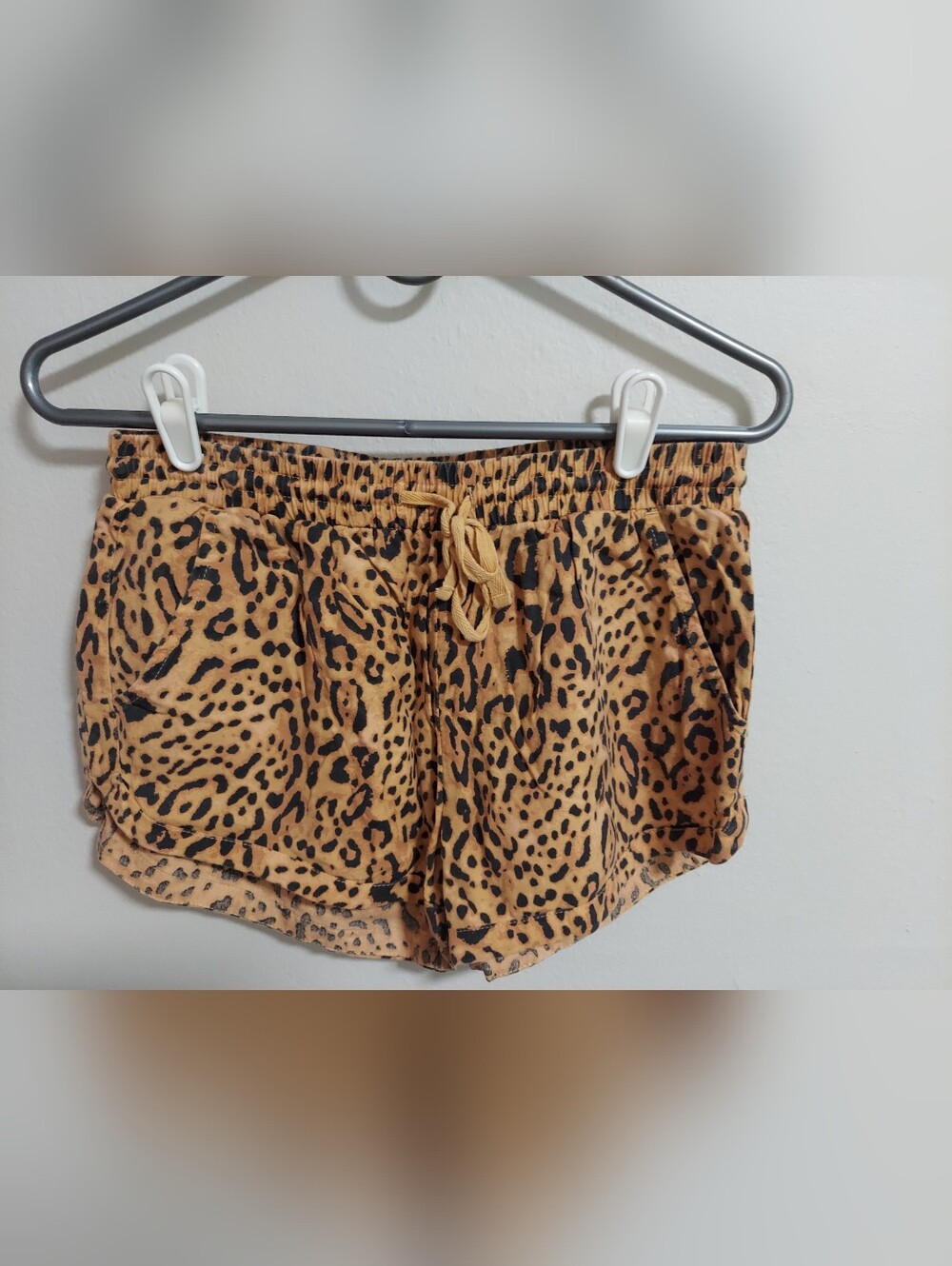 Billabong Leopard Print Drawstring Athletic Shorts - Tan & Black